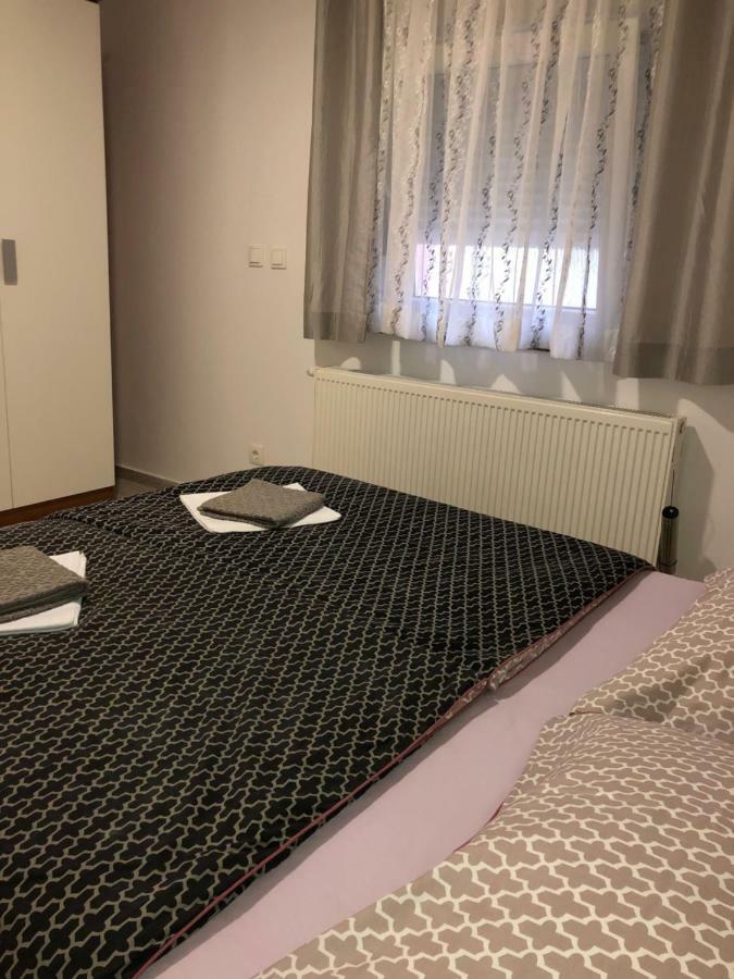Apartmans And Rooms "Slavica" Novalja Εξωτερικό φωτογραφία